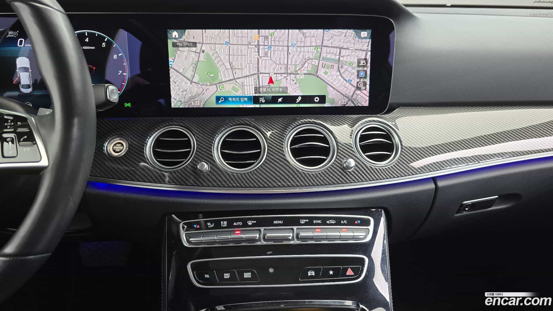 E-Class Mercedes-Benz 2021.4-OPTION-017