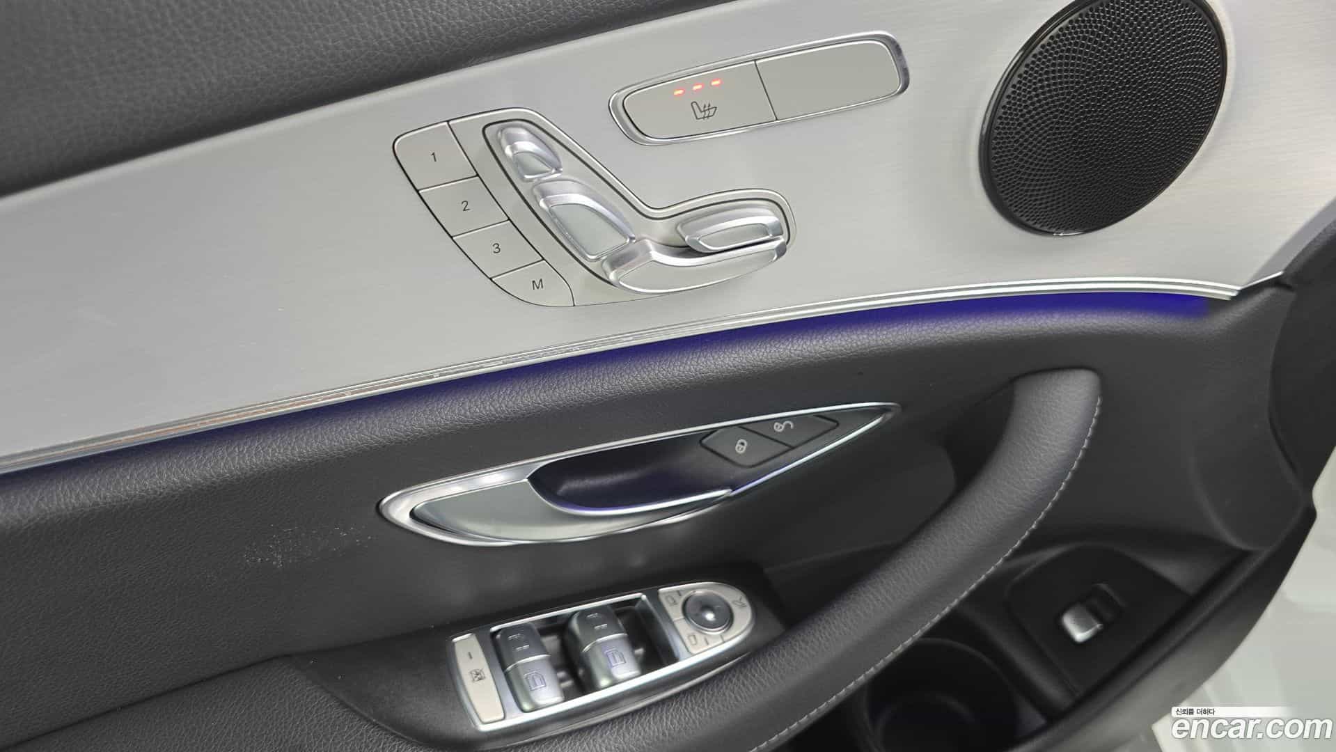 E-Class Mercedes-Benz 2021.4-OPTION-023