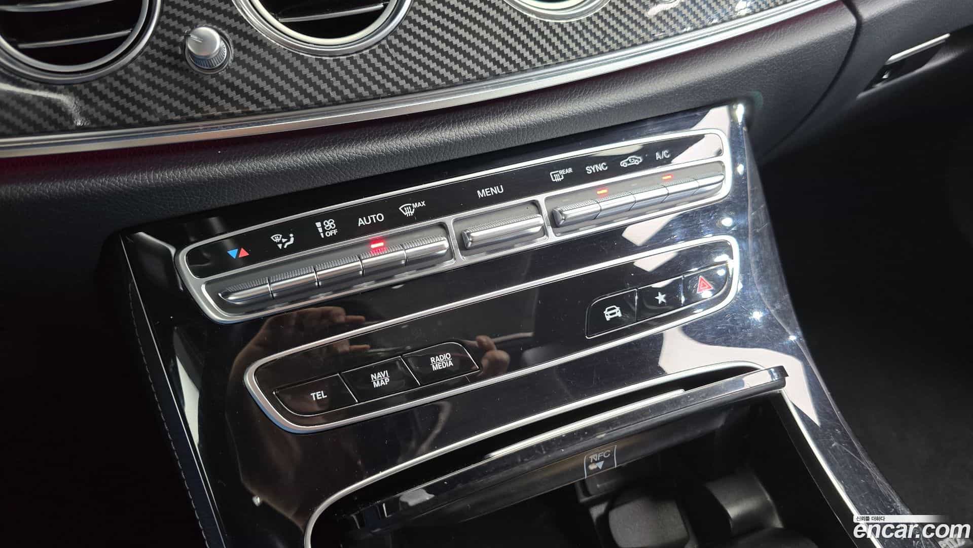 E-Class Mercedes-Benz 2021.4-OPTION-043