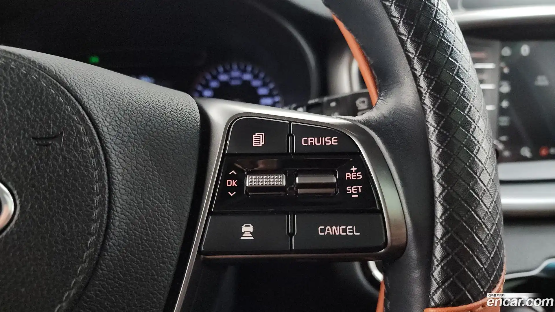 Sorento Kia 2018.0-OPTION-021