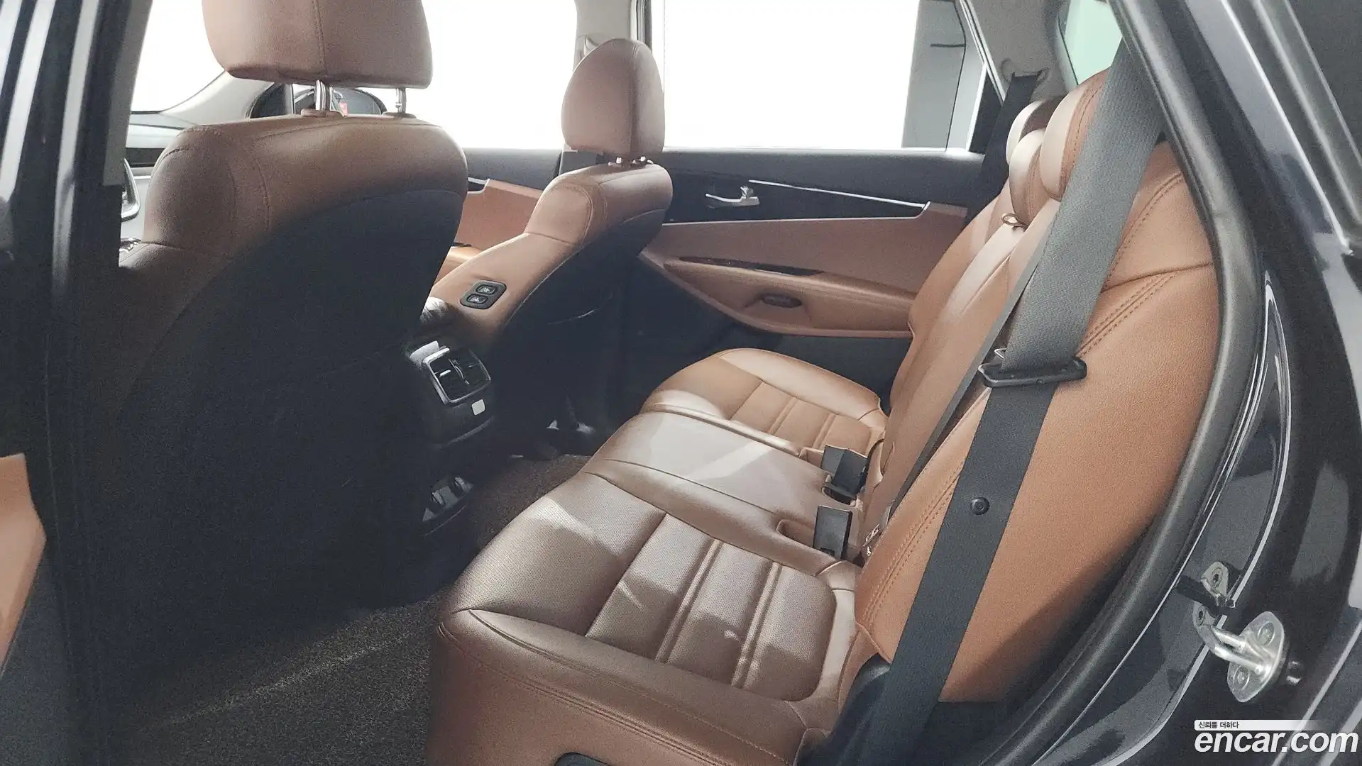 Sorento Kia 2018.0-OPTION-040