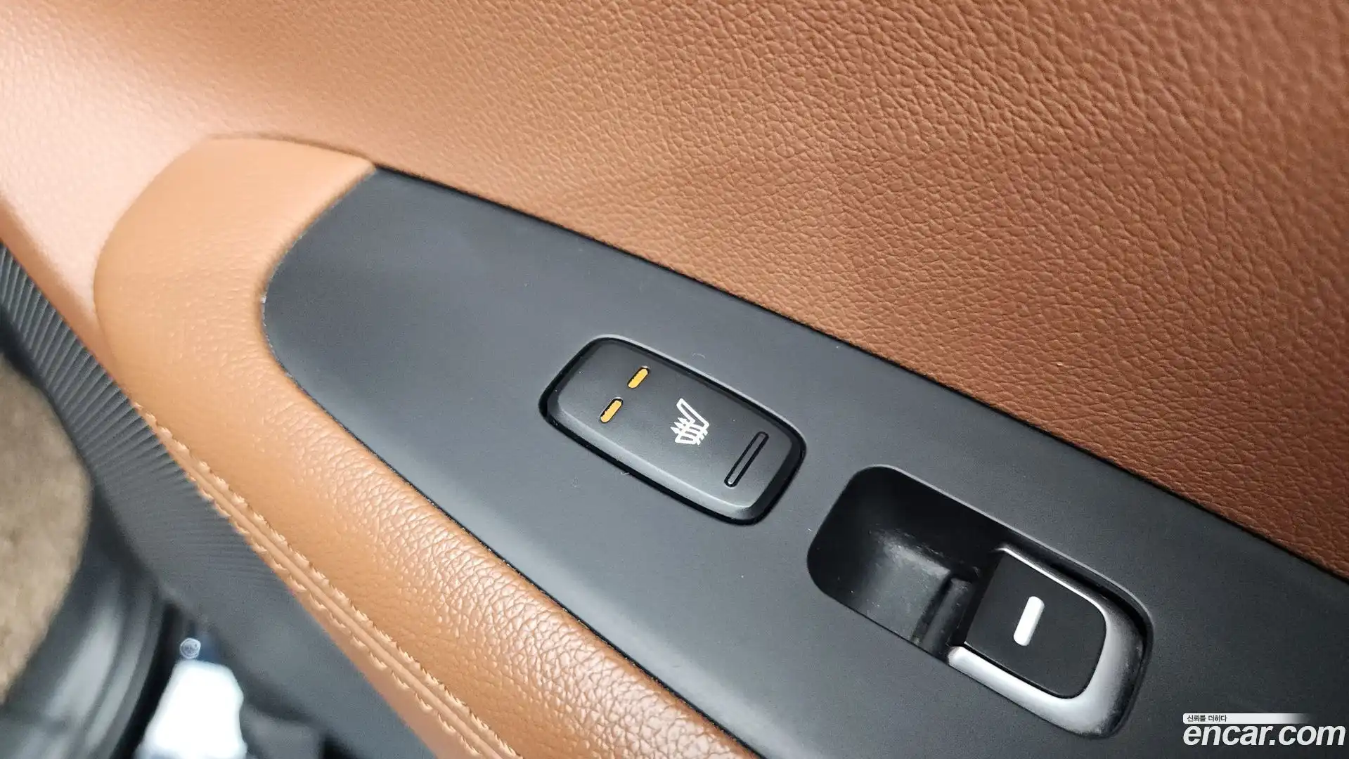 Sorento Kia 2018.0-OPTION-045