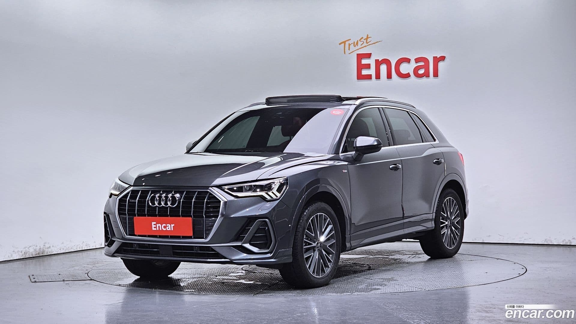 Main__Slider__Photo:Q3 Audi 2022.6-0