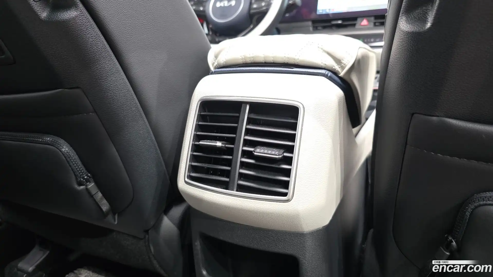 Sportage Kia 2023.6-OPTION-047