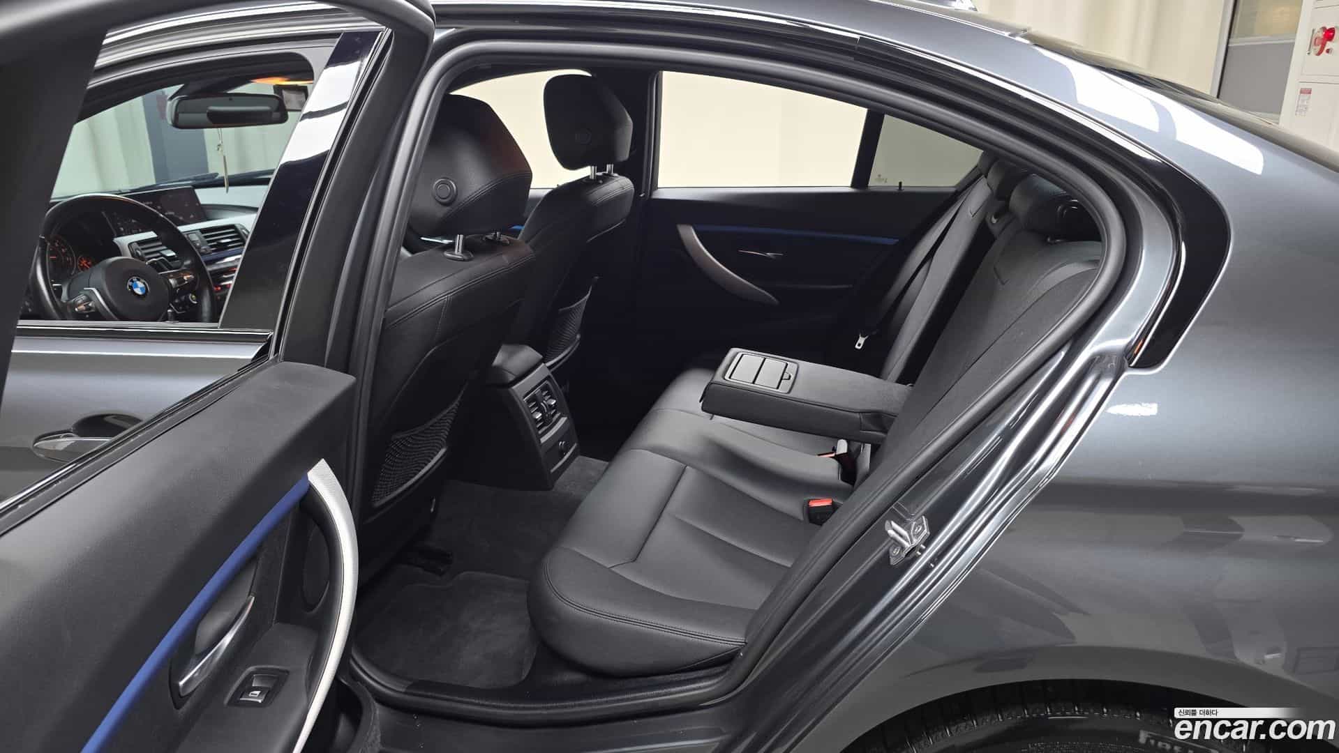3-Series BMW 2018.1-OPTION-016