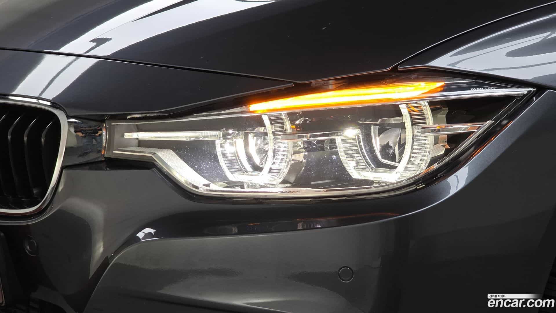 3-Series BMW 2018.1-OUTER-032