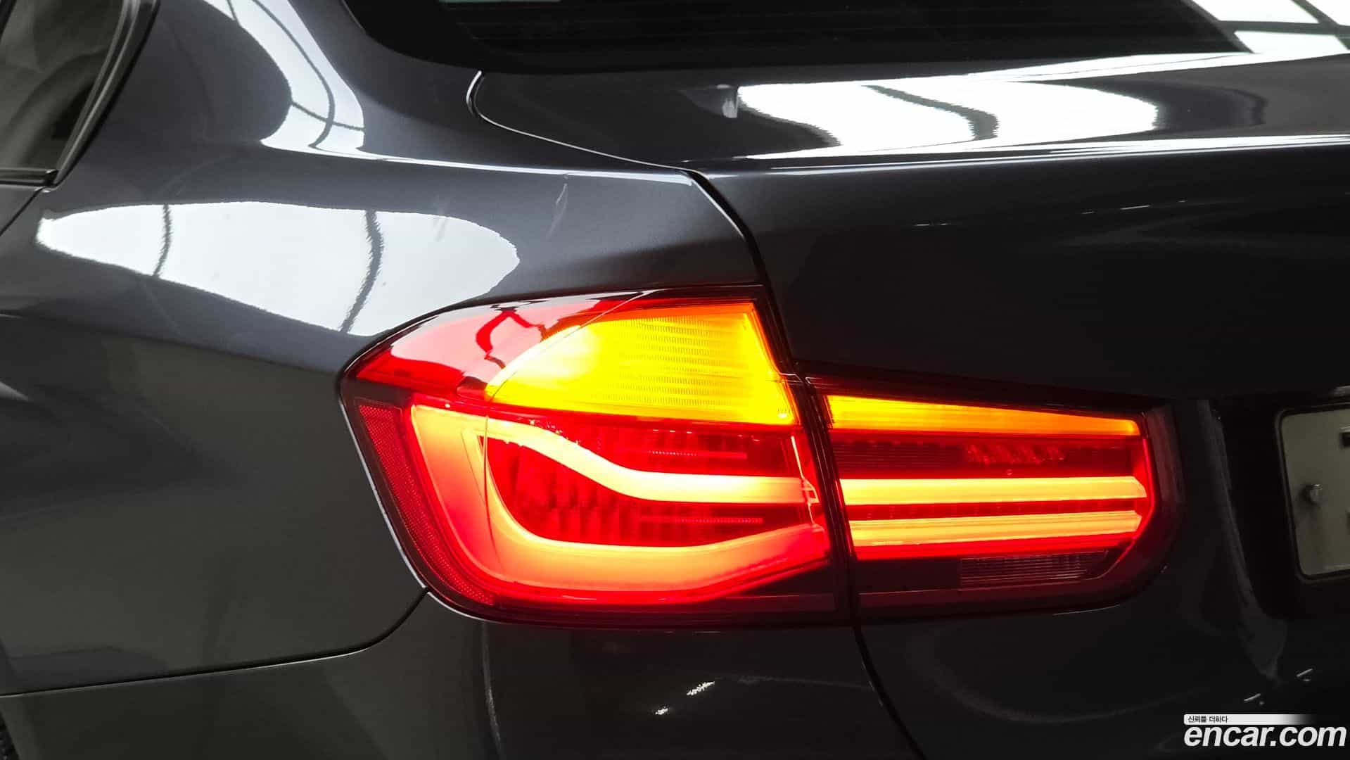 3-Series BMW 2018.1-OUTER-033