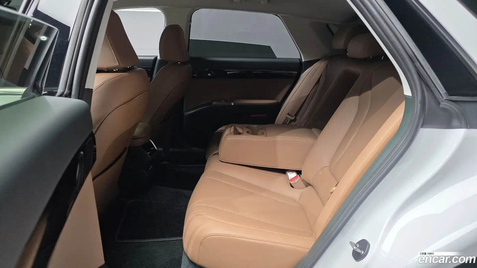 Grandeur Hyundai 2024.11-OPTION-016