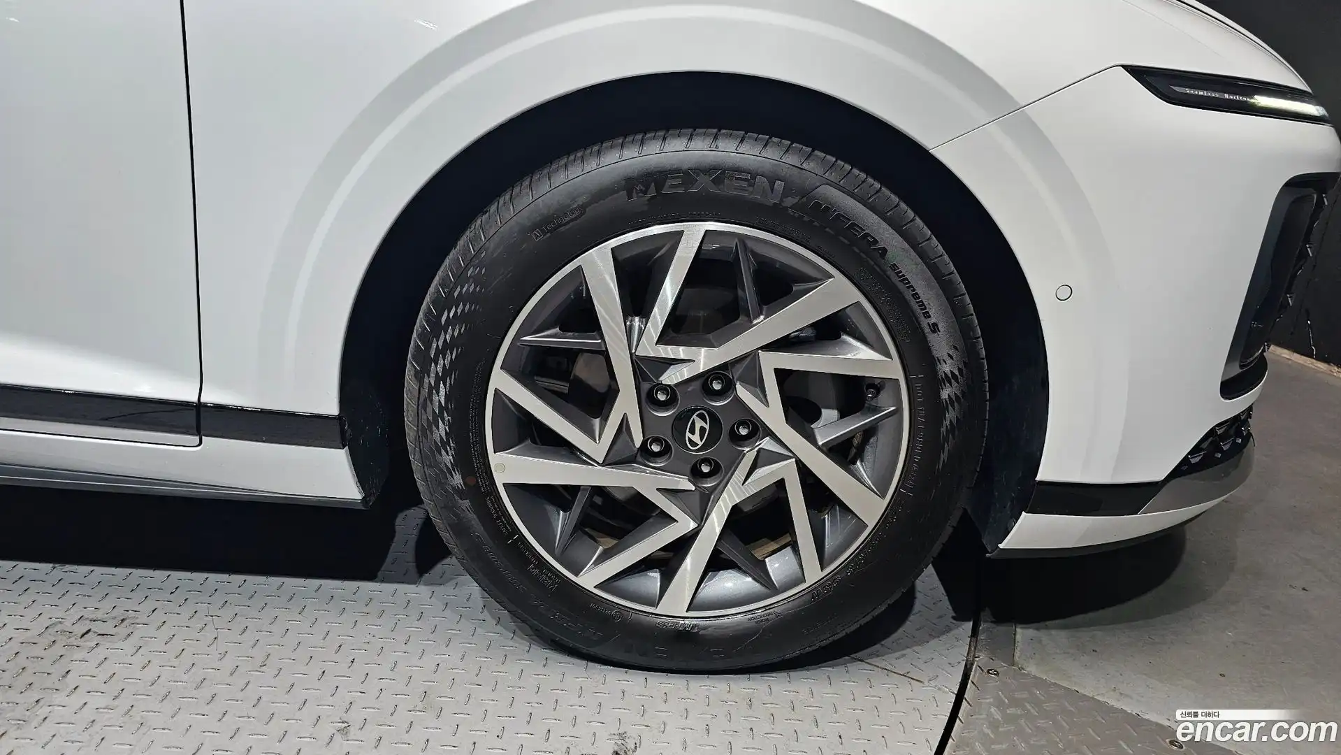 Grandeur Hyundai 2024.11-OUTER-031