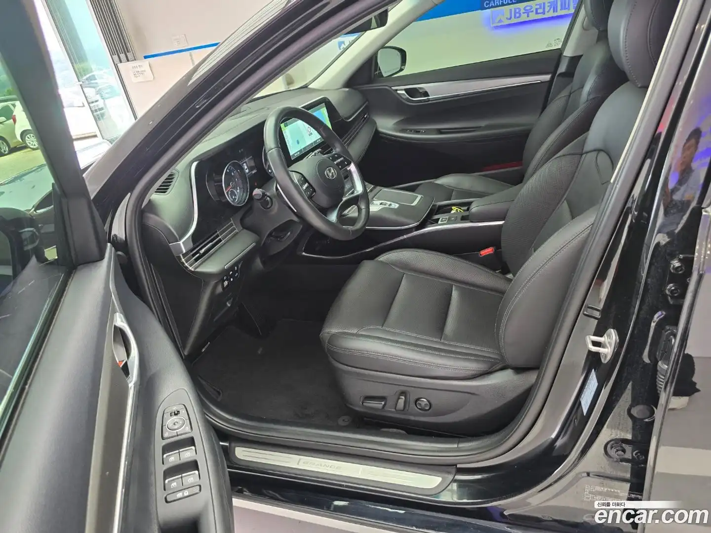 Grandeur Hyundai 2022.10-OPTION-021