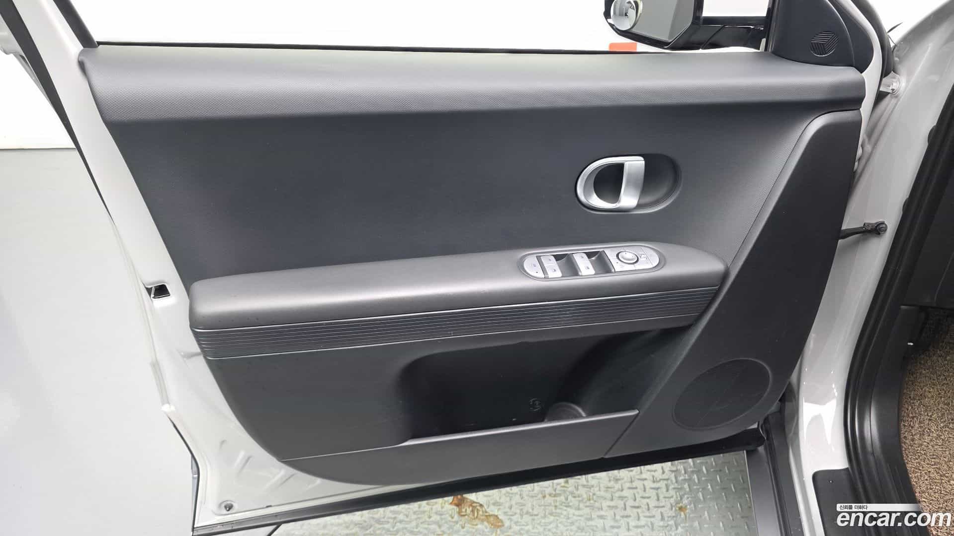 Ioniq5 Hyundai 2021.11-INNER-034