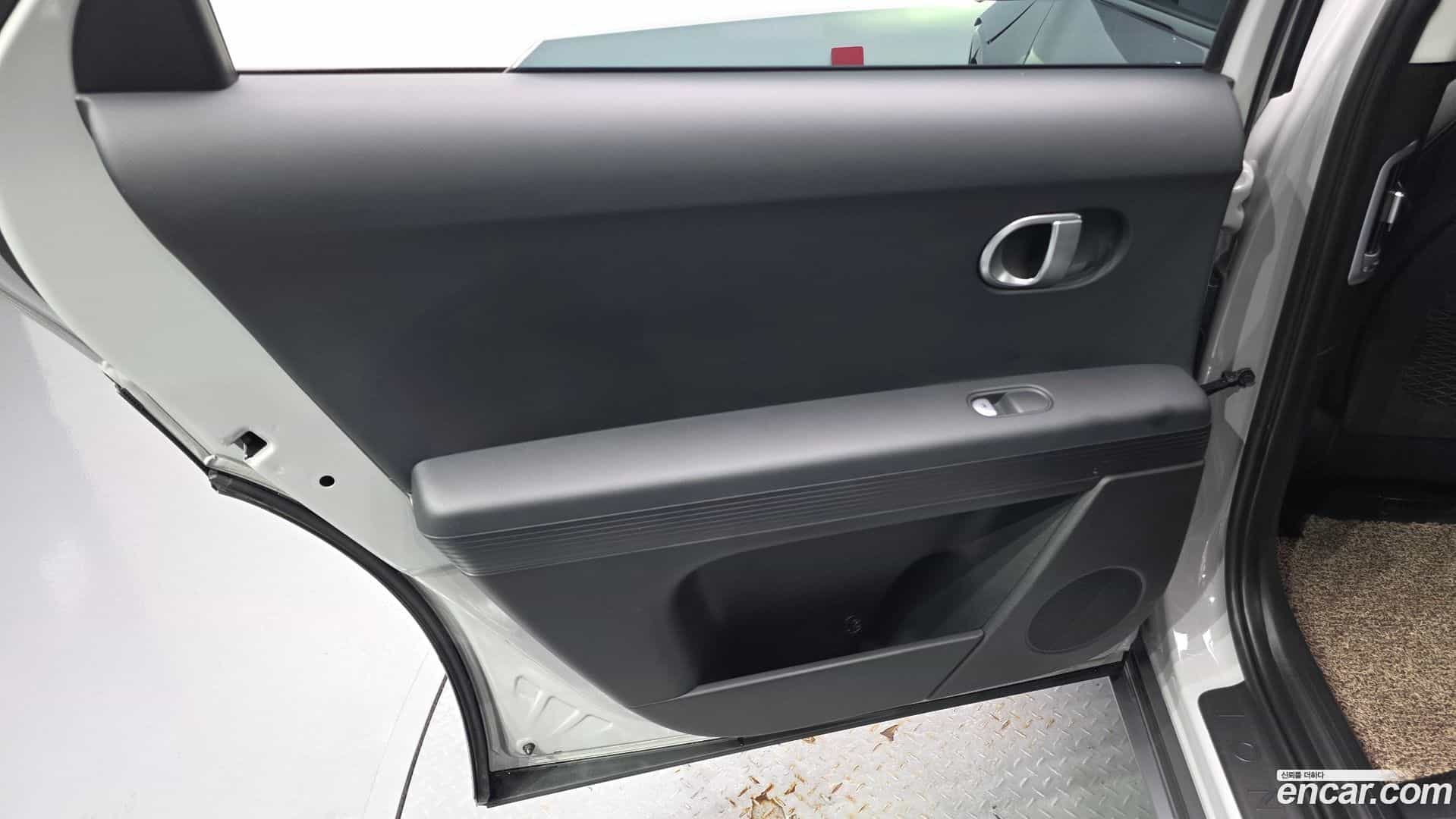 Ioniq5 Hyundai 2021.11-INNER-035