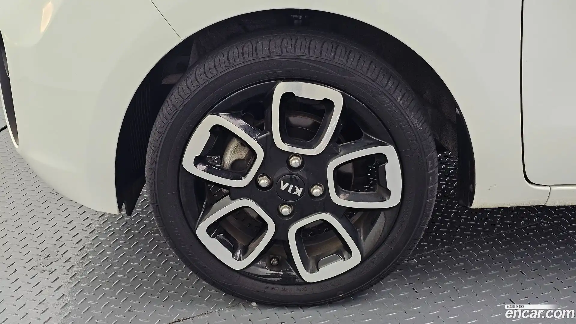 RAY Kia 2021.0-OUTER-005