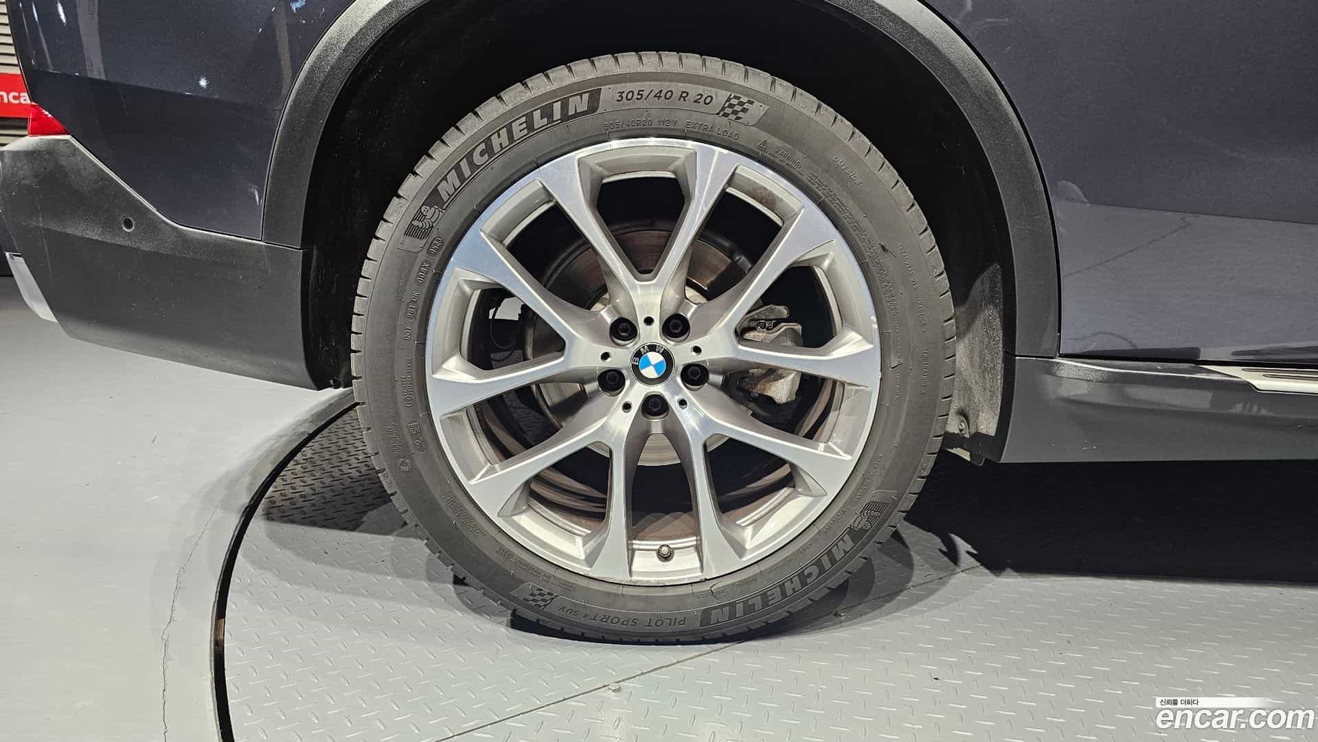 X5 BMW 2019.1-OUTER-005