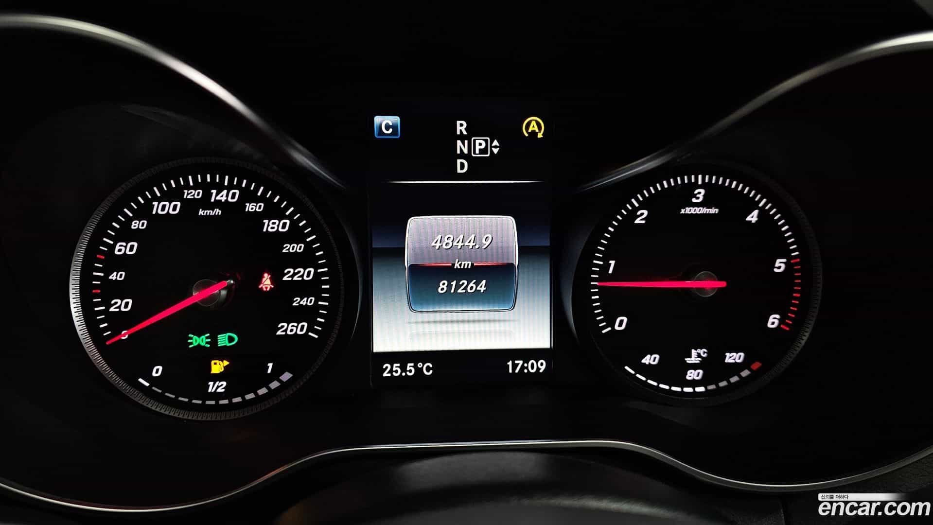 C-Class Mercedes-Benz 2014.11-INNER-008