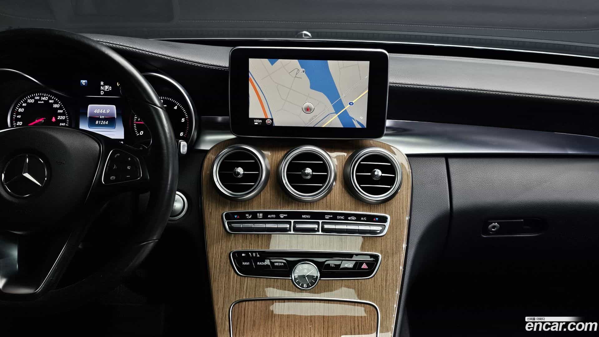 C-Class Mercedes-Benz 2014.11-OPTION-020