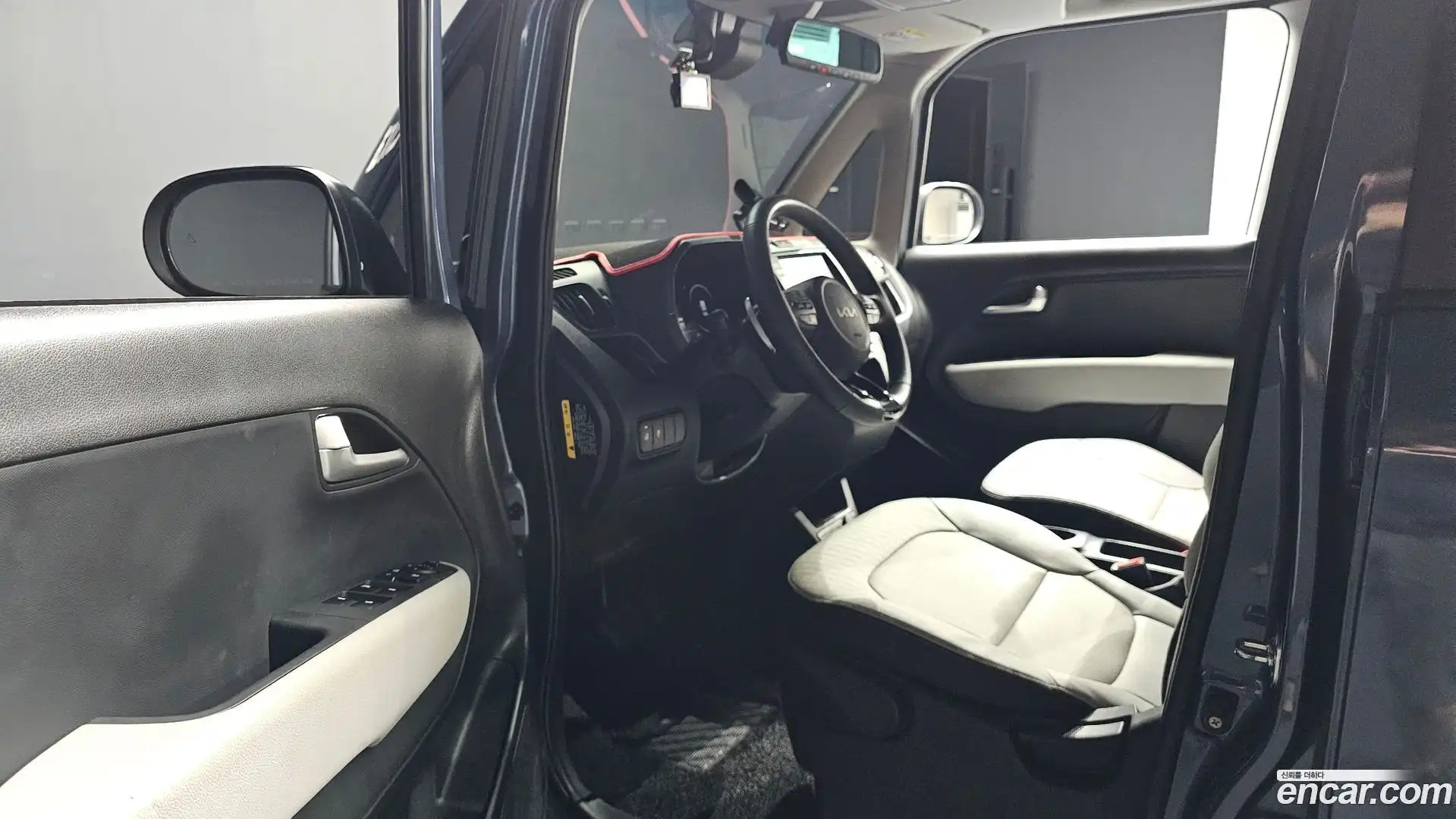 RAY Kia 2025.1-INNER-010