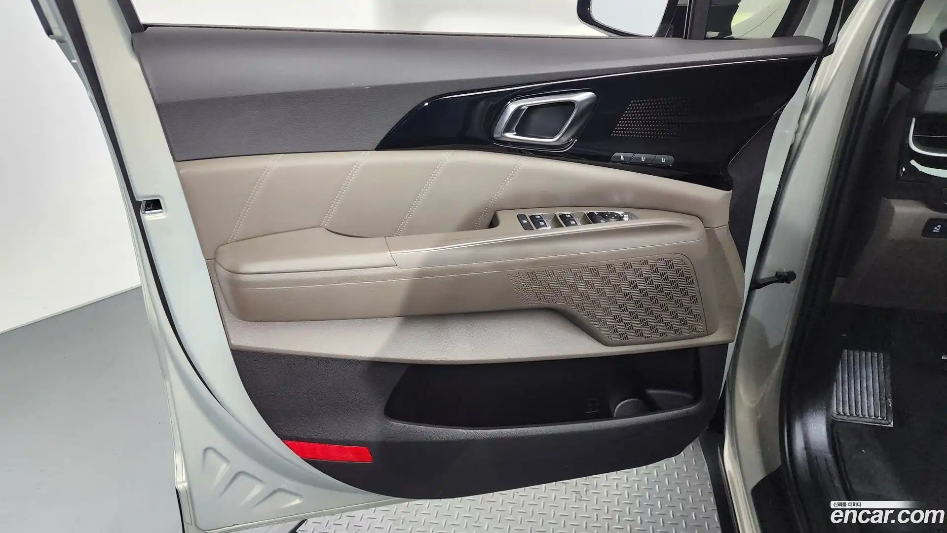 Canival Kia 2024.7-INNER-034