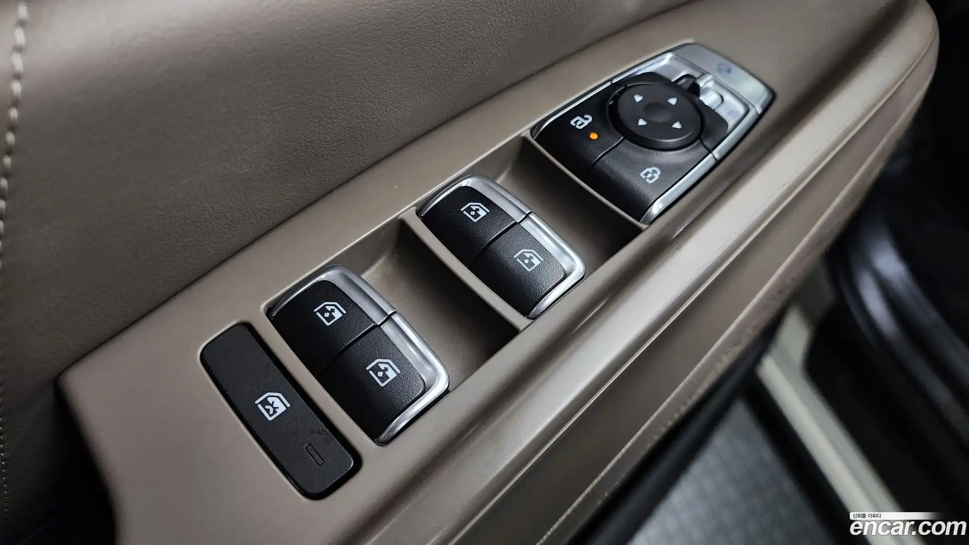 Canival Kia 2024.7-OPTION-042