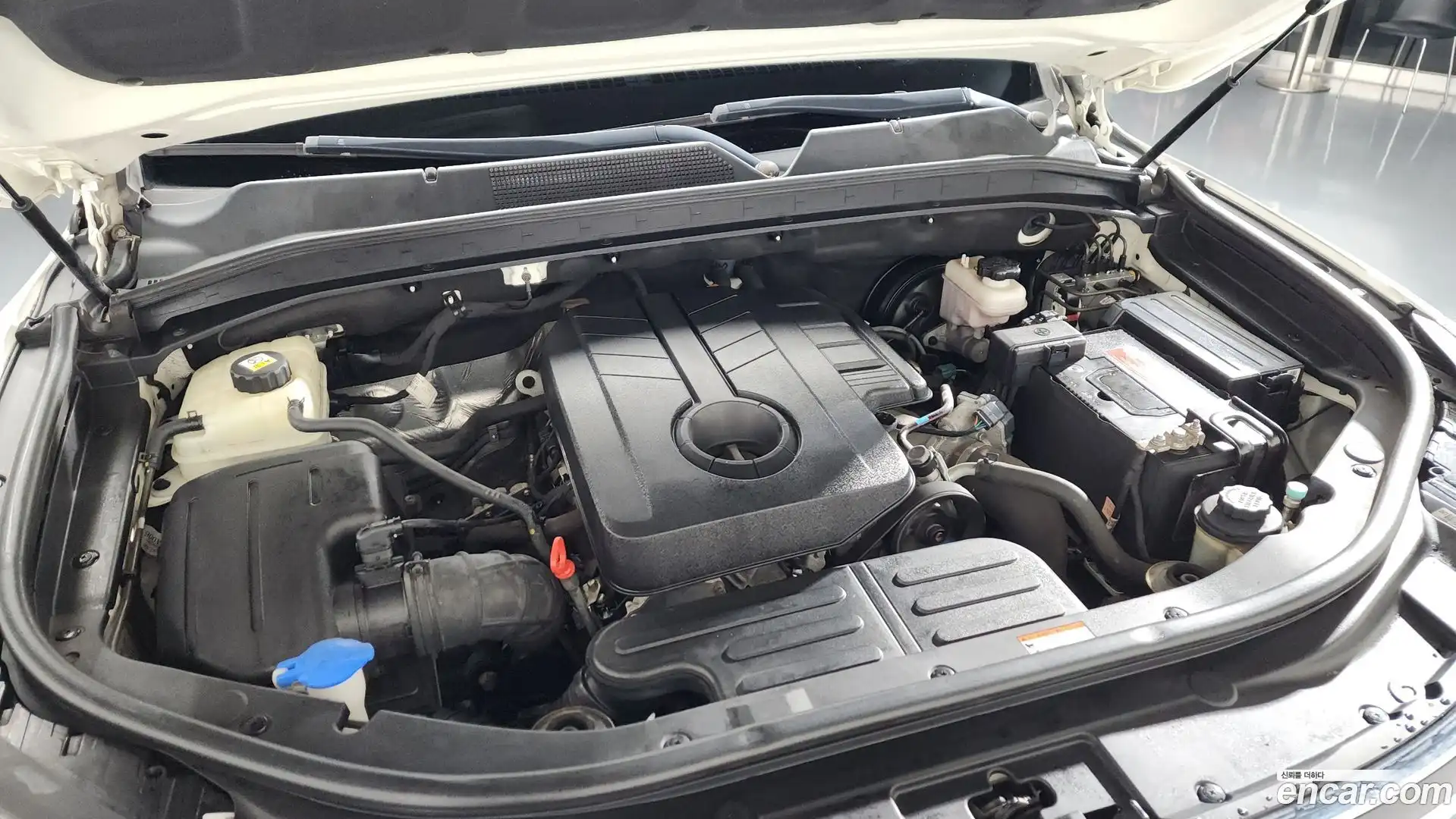 Rexton KG Mobility 2017.8-OUTER-006