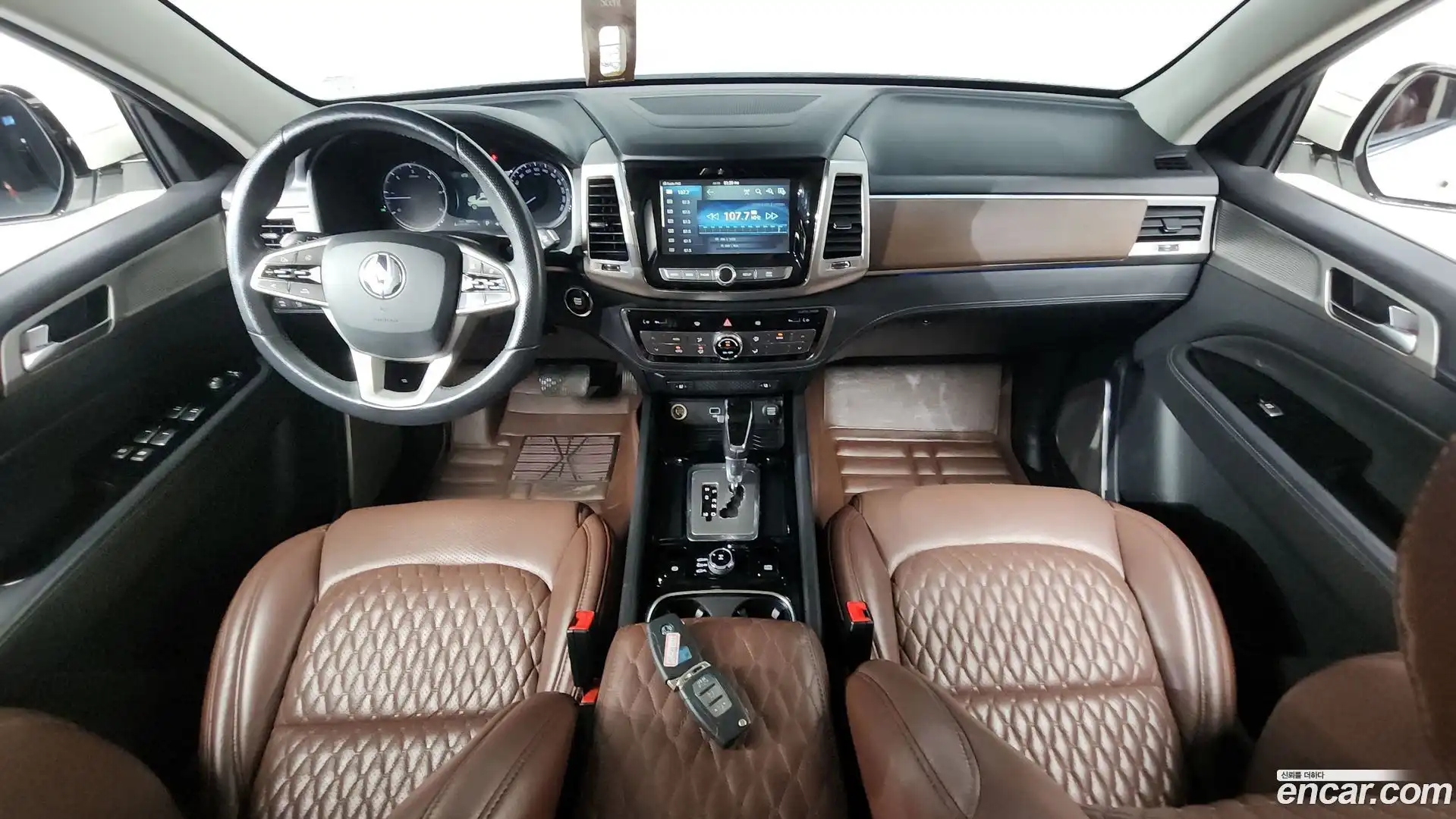 Rexton KG Mobility 2017.8-INNER-007