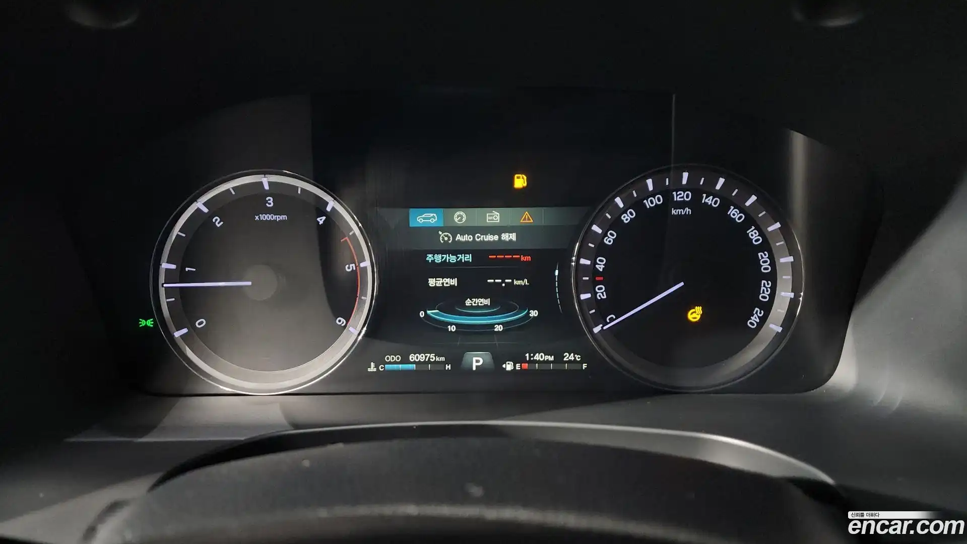Rexton KG Mobility 2017.8-INNER-008