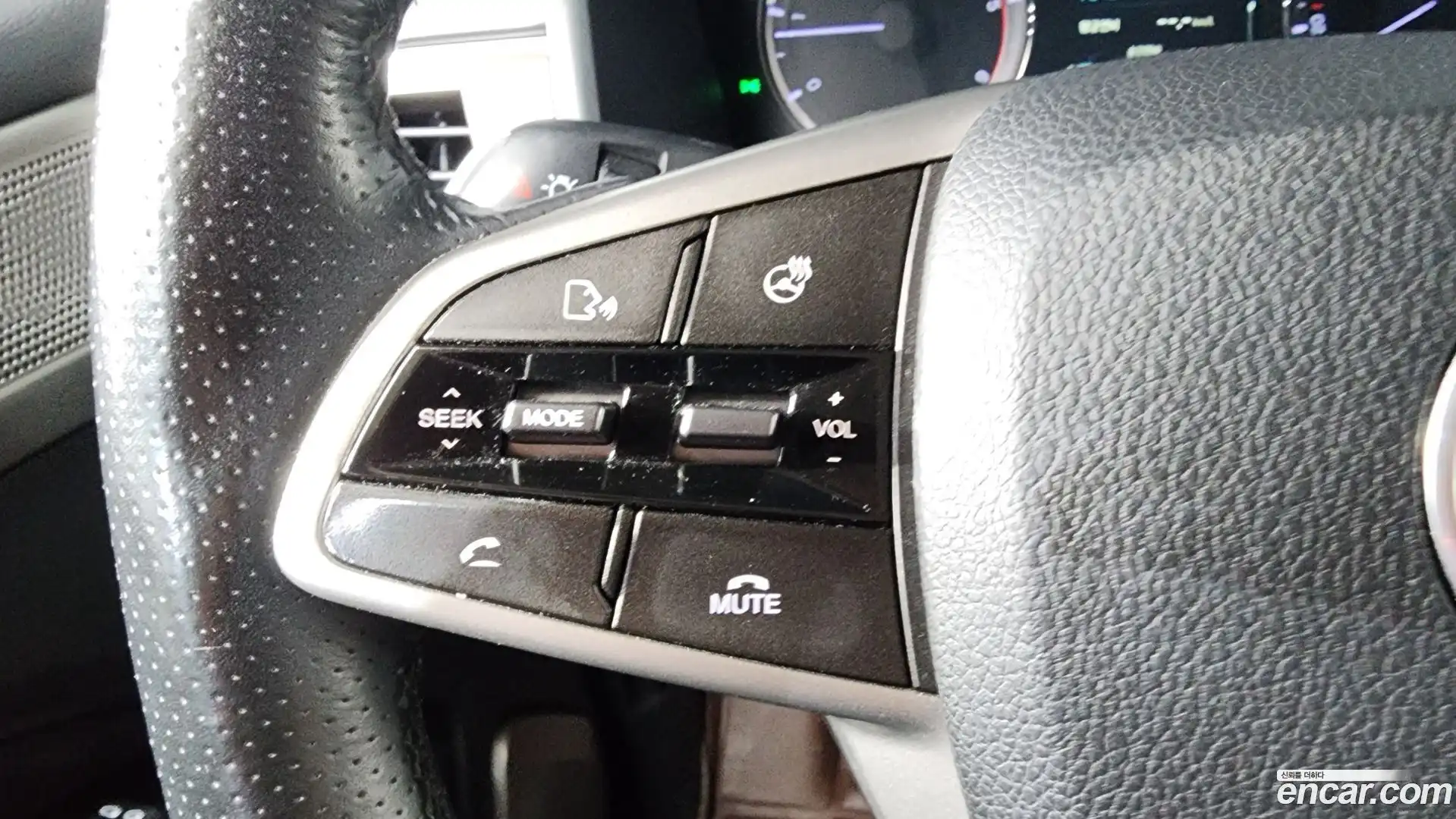 Rexton KG Mobility 2017.8-OPTION-021