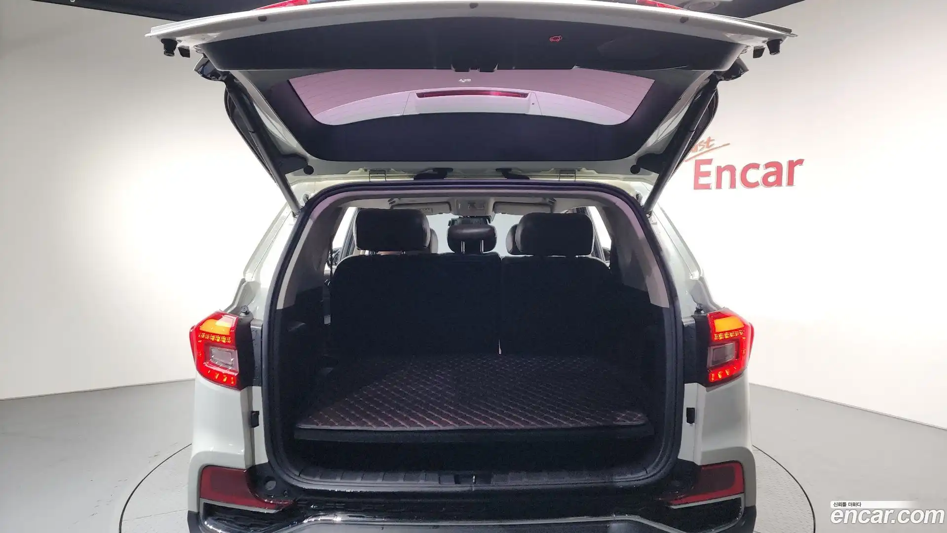 Rexton KG Mobility 2017.8-OPTION-024