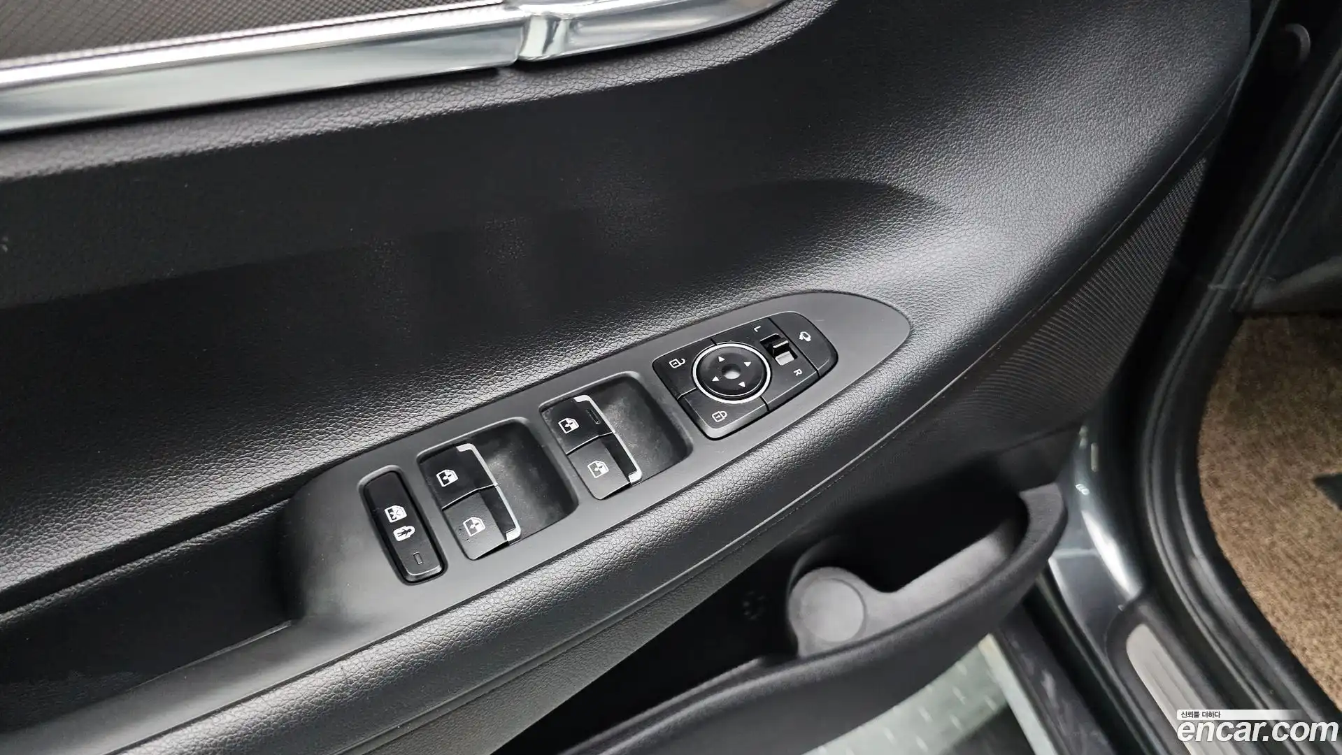 Grandeur Hyundai 2021.4-OPTION-021