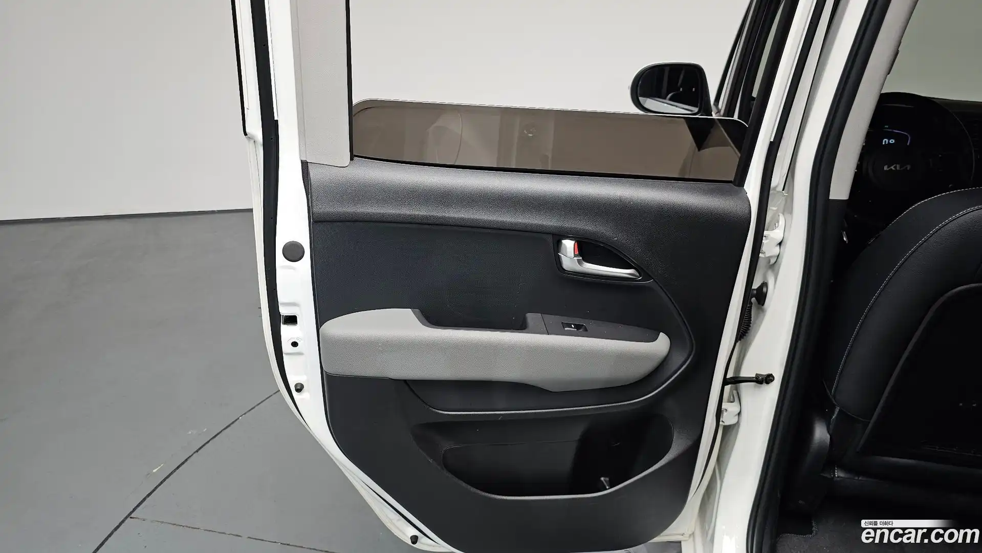 RAY Kia 2024.2-INNER-035