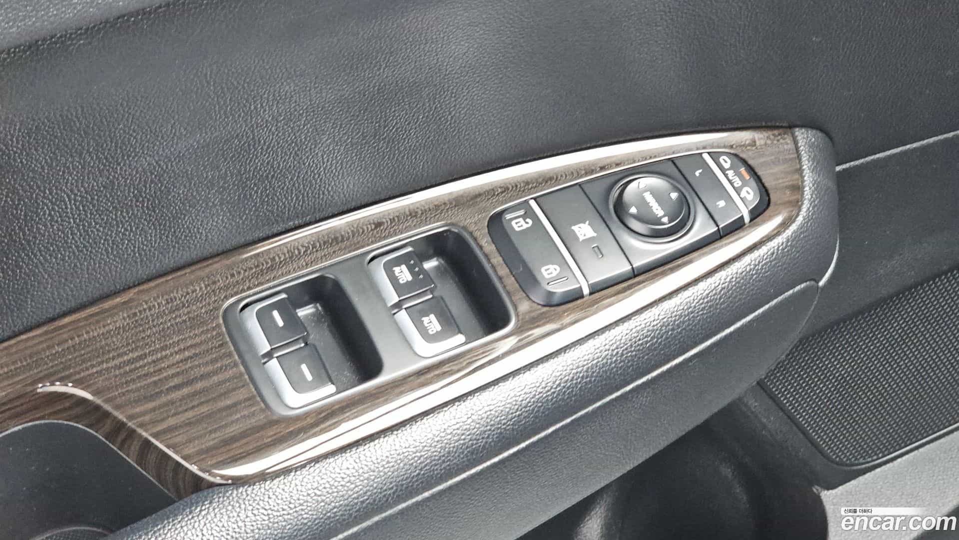 K5 Kia 2017.0-OPTION-024