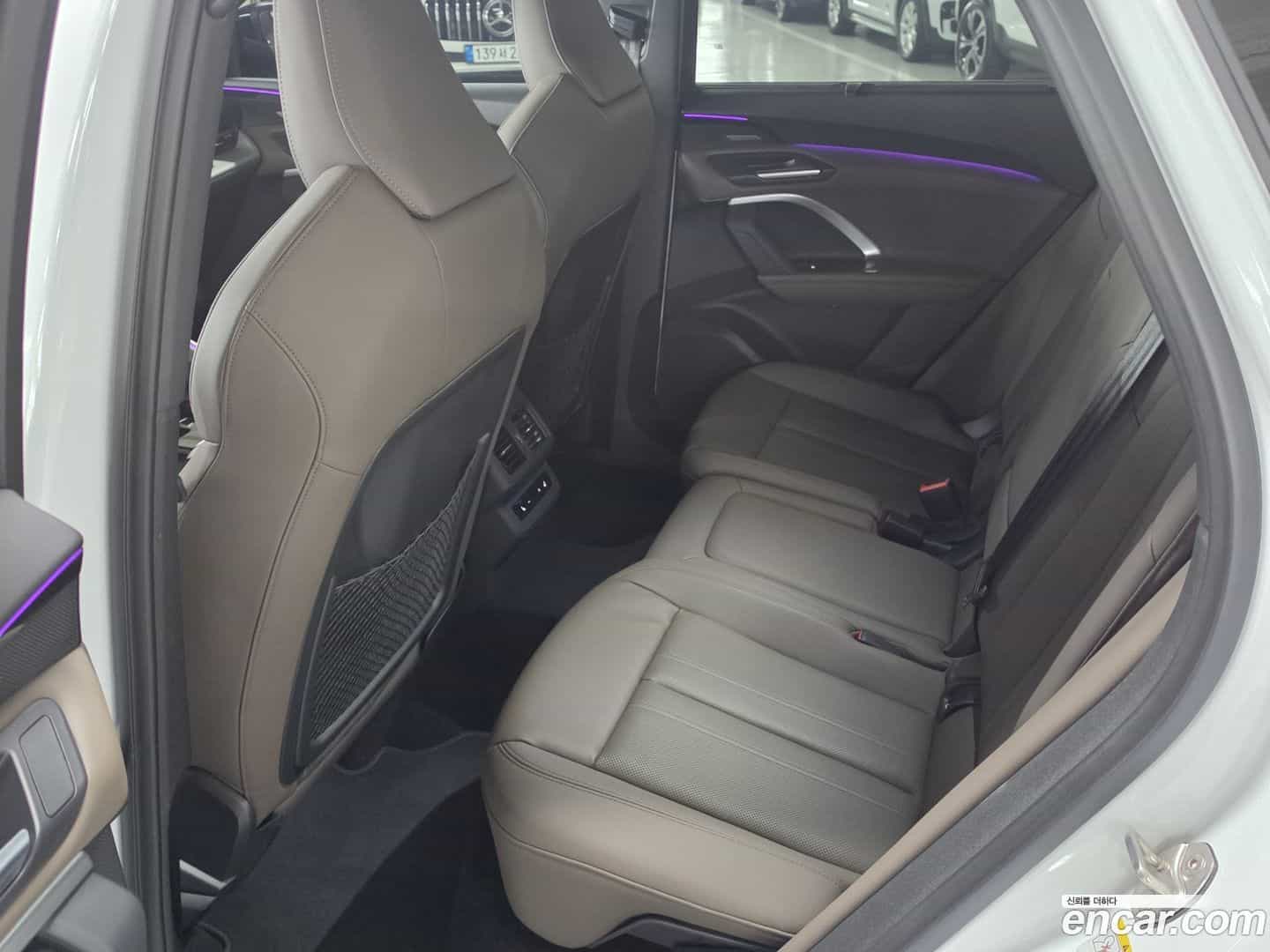 Q5 Audi 2025.9-OPTION-015