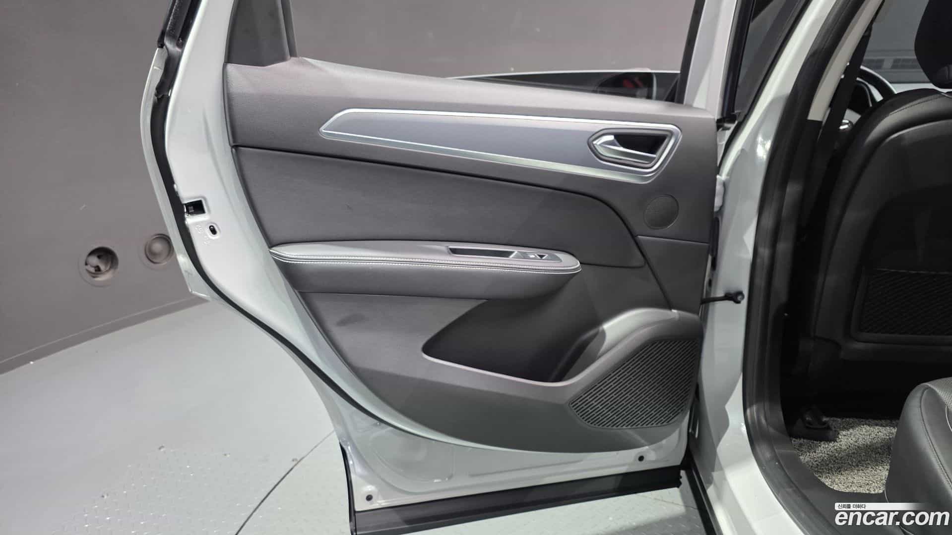 XM3 Renault Korea 2020.3-INNER-035