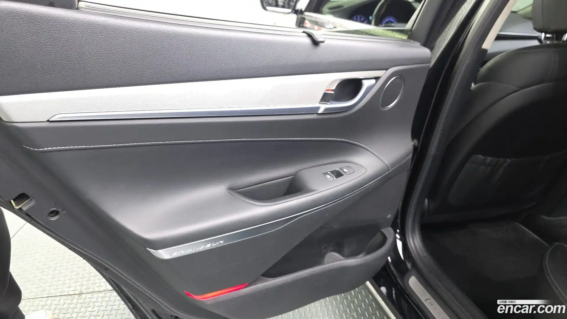 Grandeur Hyundai 2017.4-INNER-035