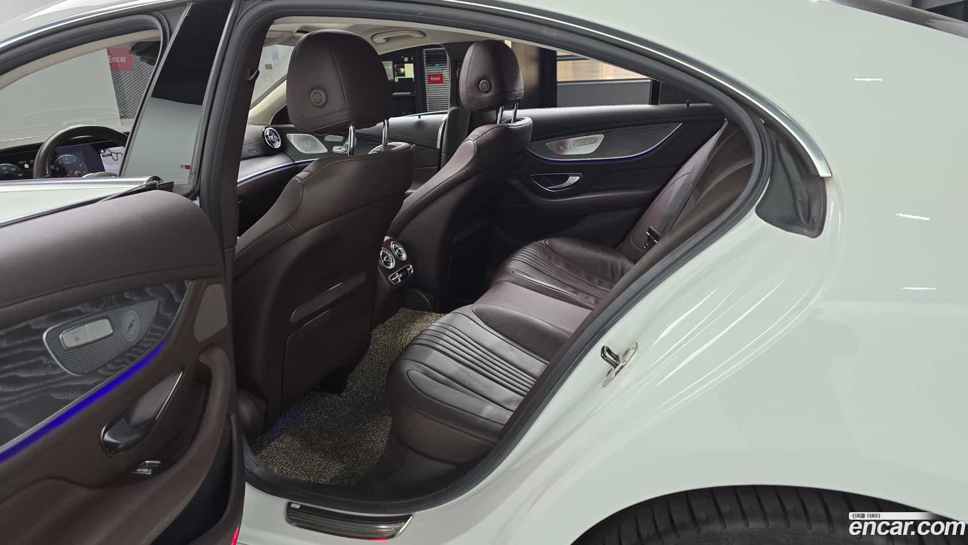 CLS-Class Mercedes-Benz 2021.4-OPTION-015