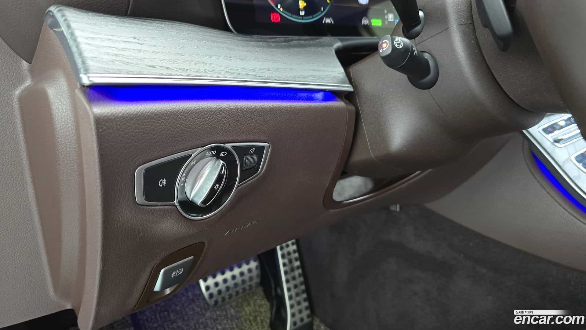 CLS-Class Mercedes-Benz 2021.4-OPTION-023
