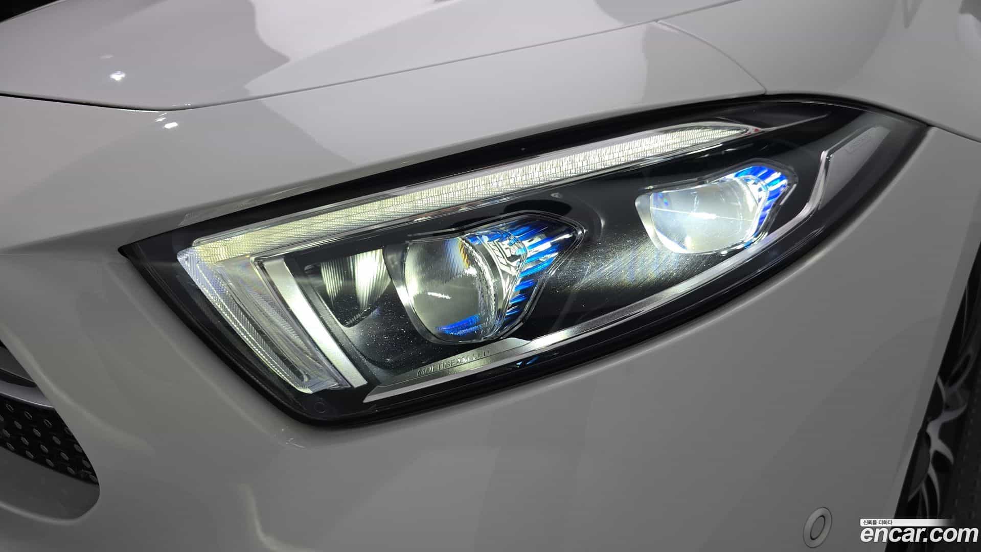 CLS-Class Mercedes-Benz 2021.4-OUTER-032