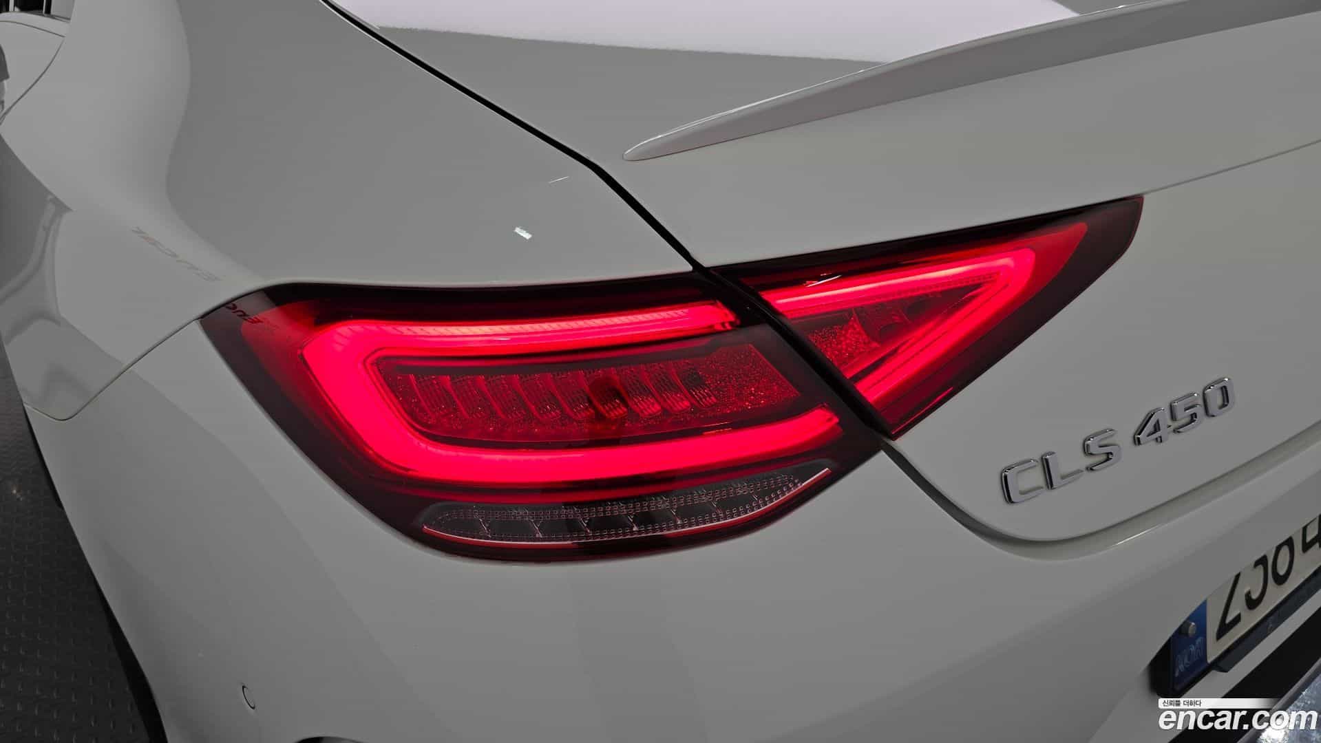 CLS-Class Mercedes-Benz 2021.4-OUTER-033