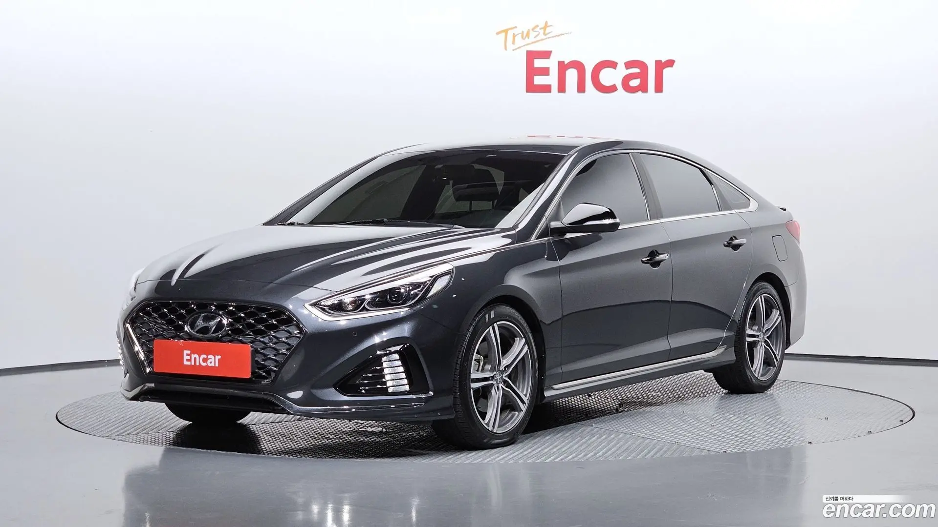 Main__Slider__Photo:Sonata Hyundai 2017.4-0