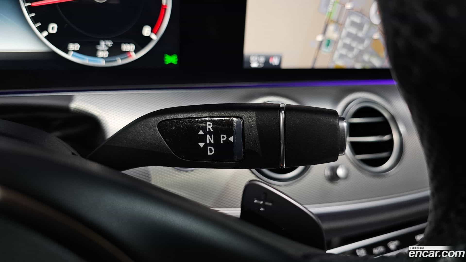 E-Class Mercedes-Benz 2017.3-INNER-009