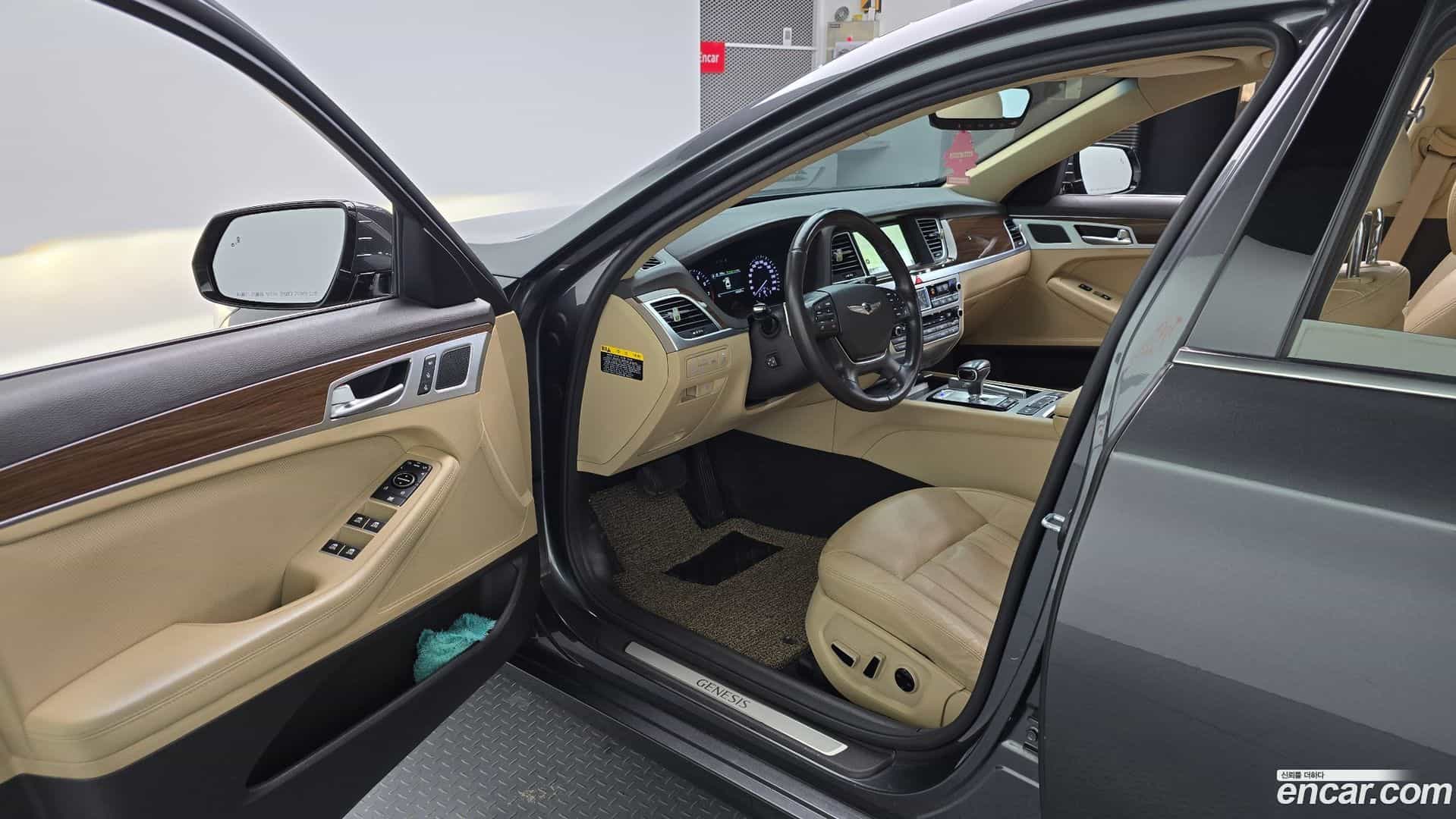 G80 Genesis 2017.4-INNER-010