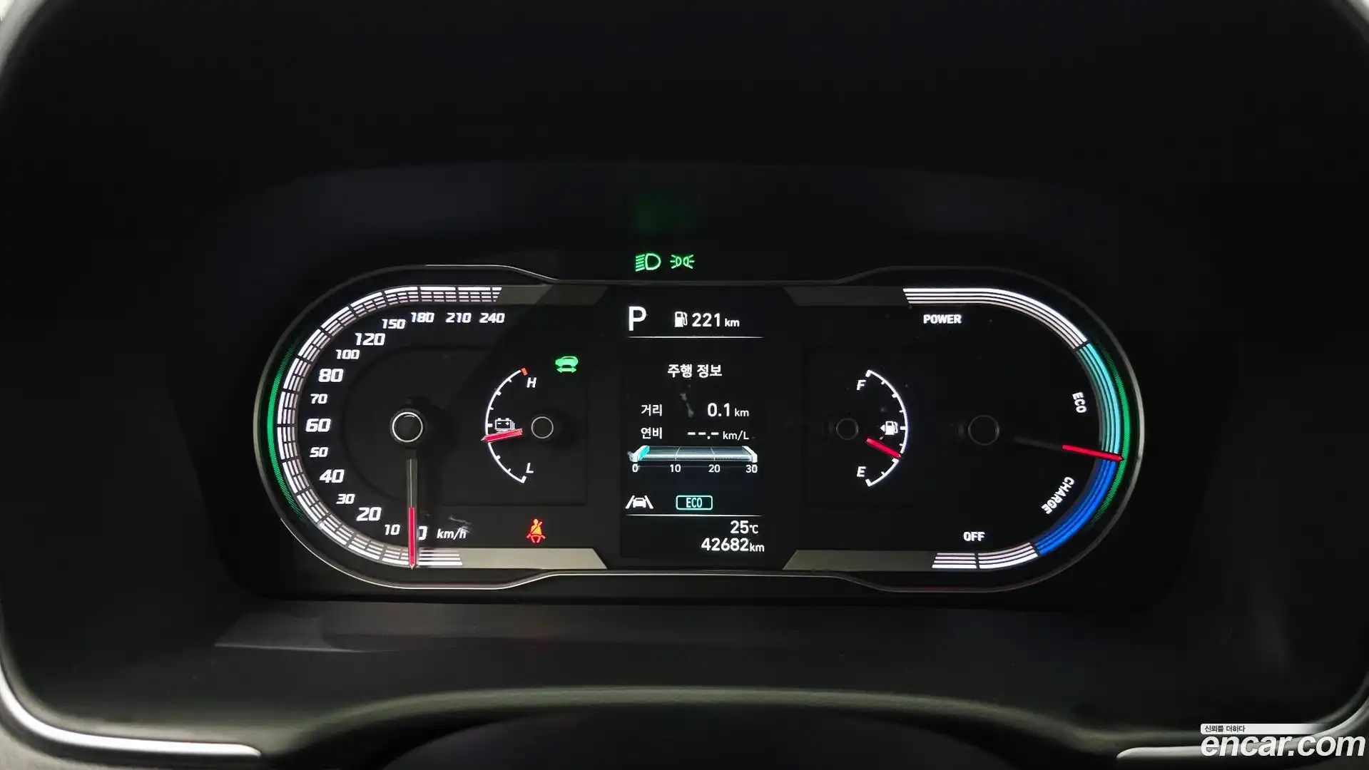 Tucson Hyundai 2023.3-INNER-008