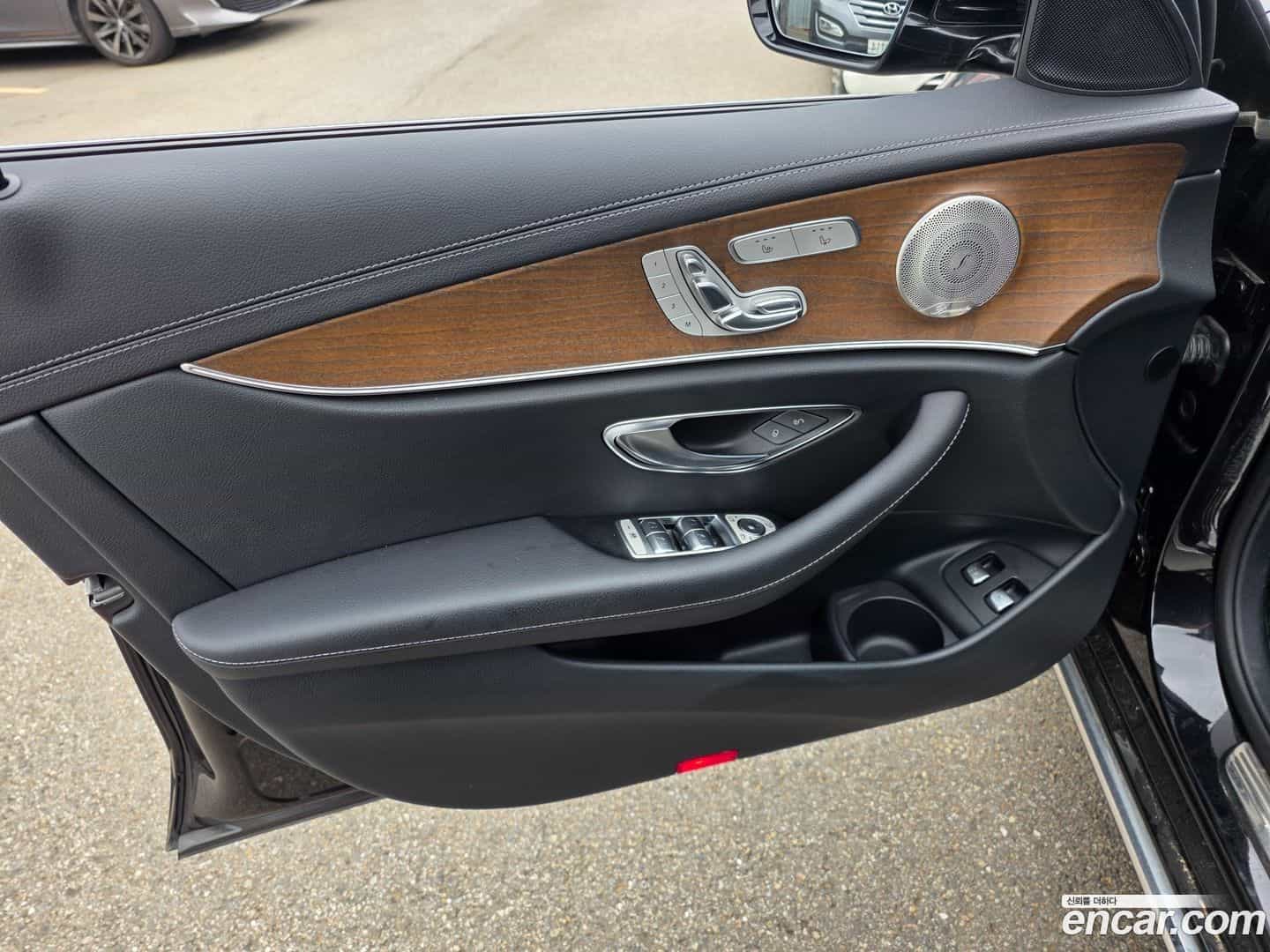 E-Class Mercedes-Benz 2021.5-OUTER-006