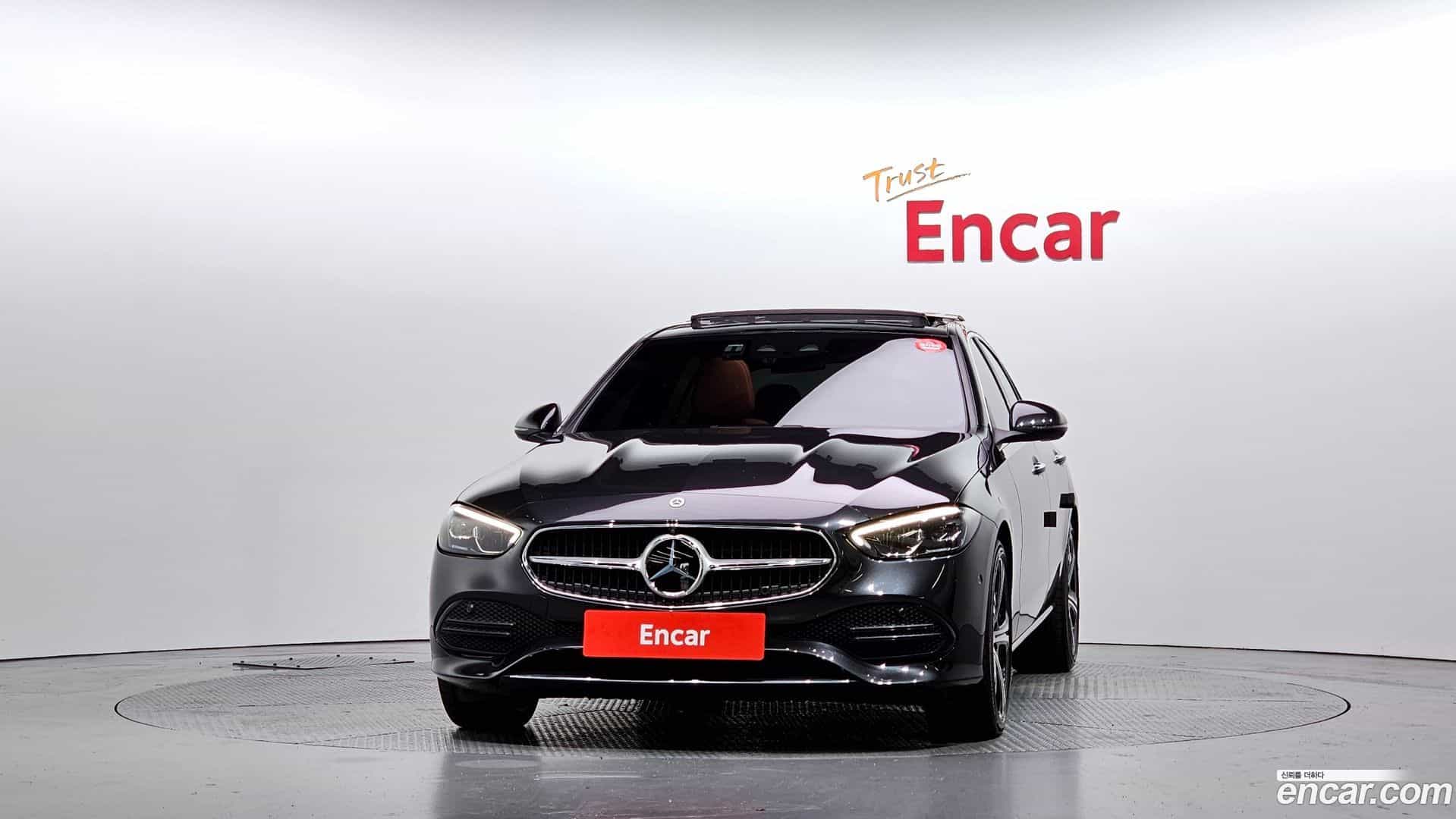 C-Class Mercedes-Benz 2023.8-OUTER-003