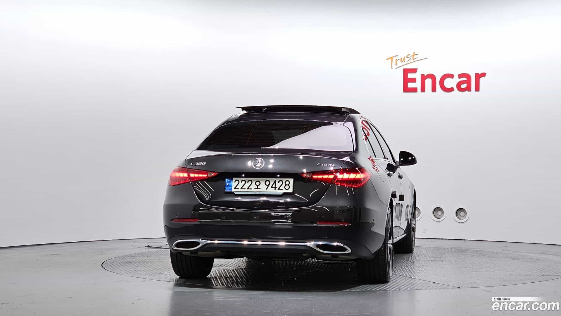 C-Class Mercedes-Benz 2023.8-OUTER-004