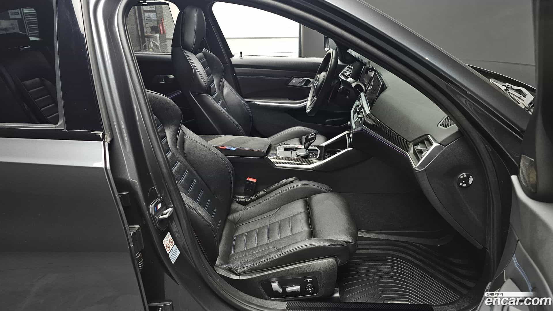 3-Series BMW 2022.1-INNER-010