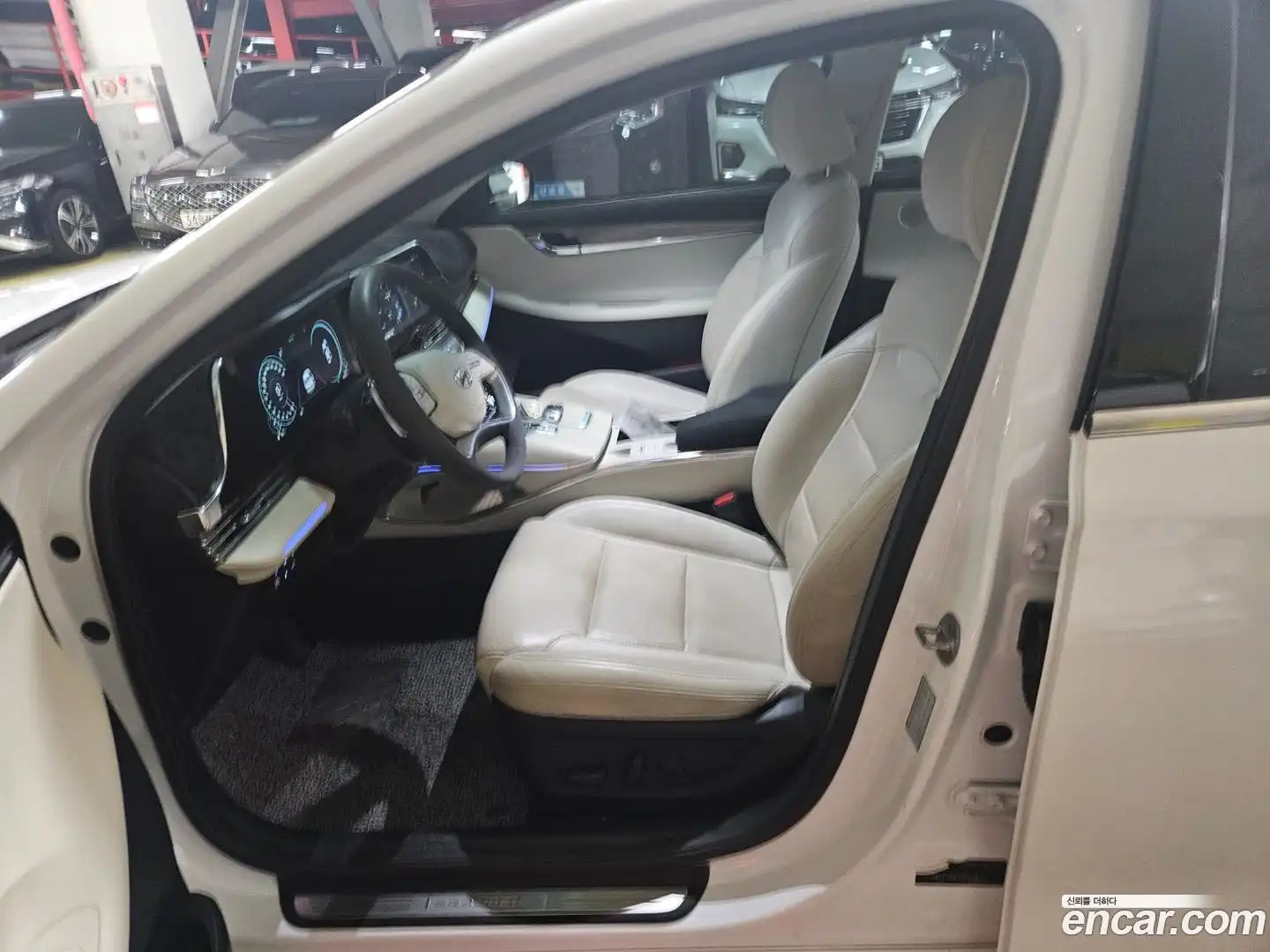 Grandeur Hyundai 2022.10-OUTER-005