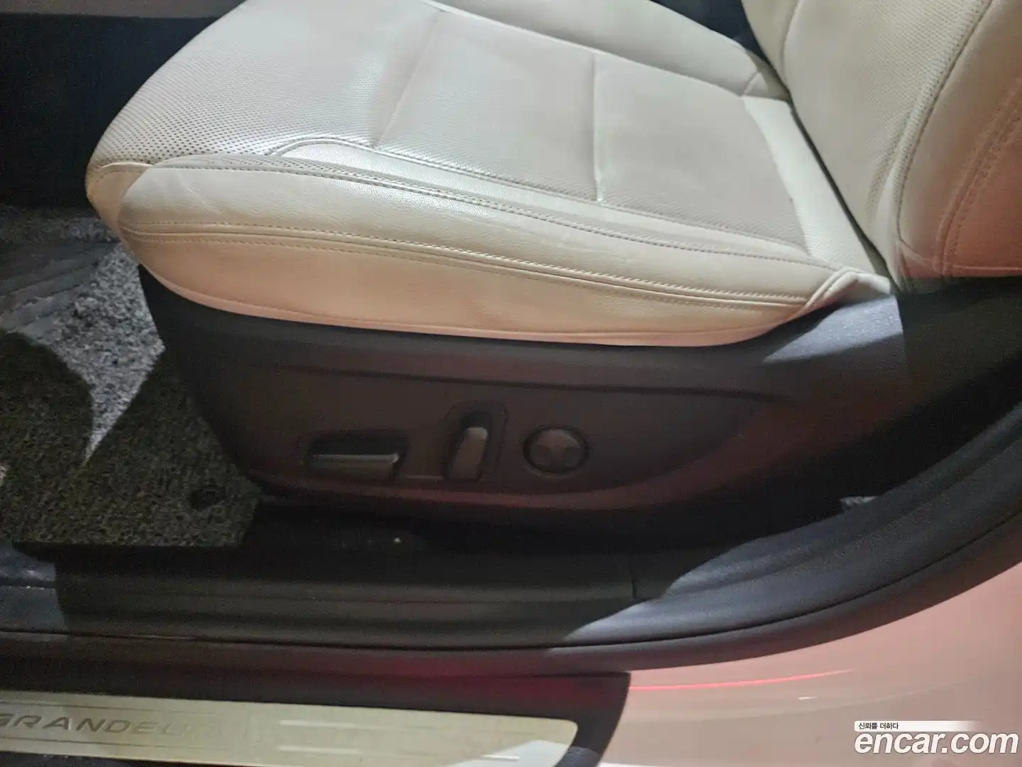 Grandeur Hyundai 2022.10-OPTION-022