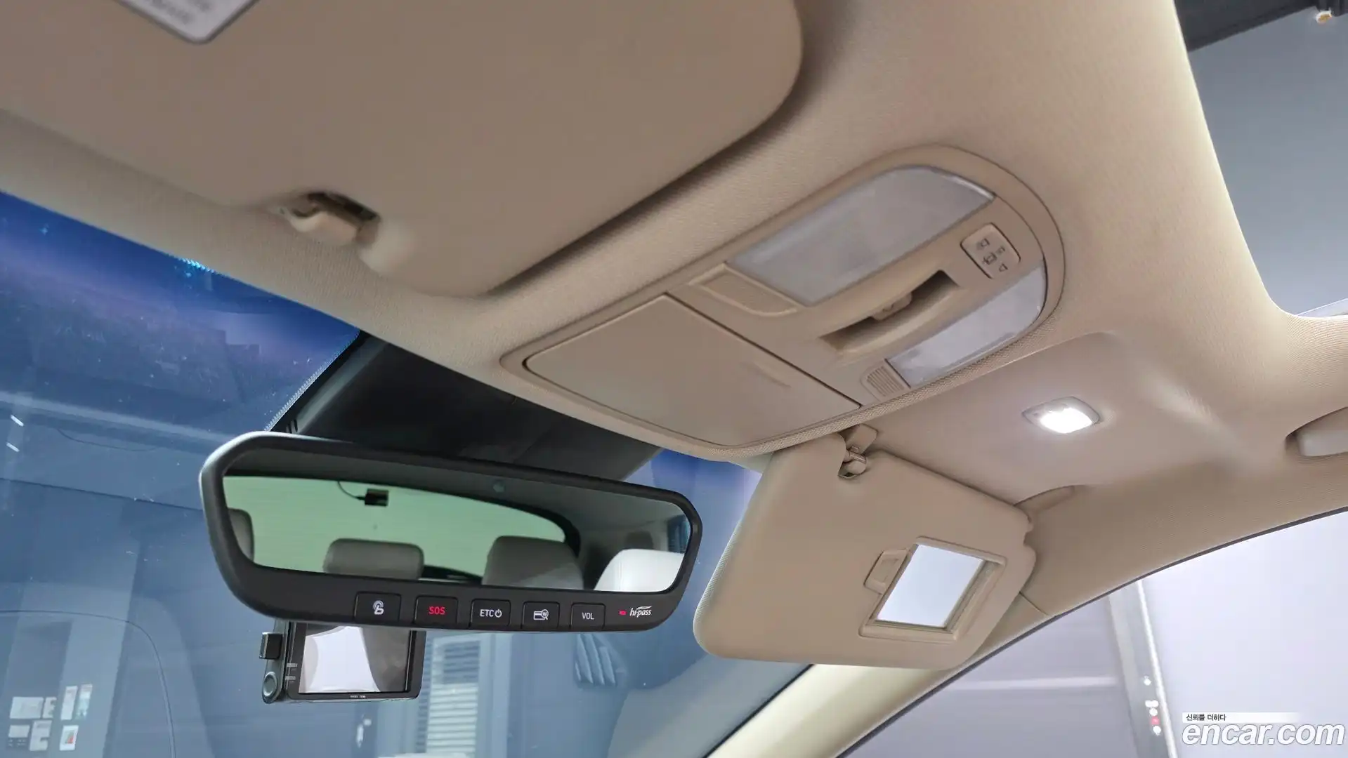 Kona Hyundai 2018.3-OPTION-024
