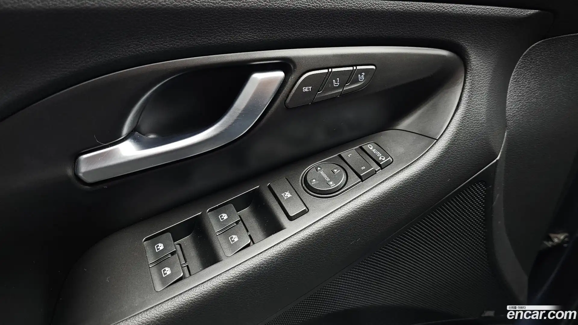 i30 Hyundai 2018.8-OPTION-024